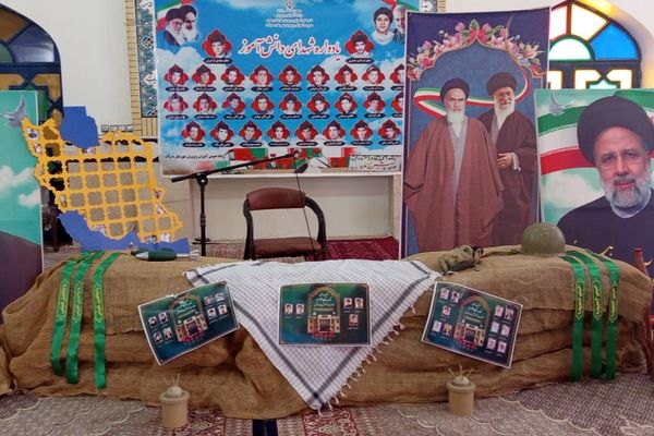 تجدید میثاق نسل آینده با شهدای دیروز در مسجد جامع شادمهر