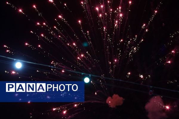 جشن نور در بارگاه عشق؛ حرم مطهر پیشوا در شب میلاد امام رضا (ع) غرق در شور و شعف