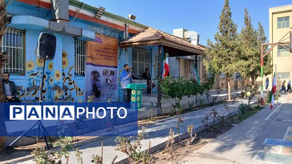 برگزاری مانور سراسری زلزله و ایمنی در مدرسه شهید دهقان 