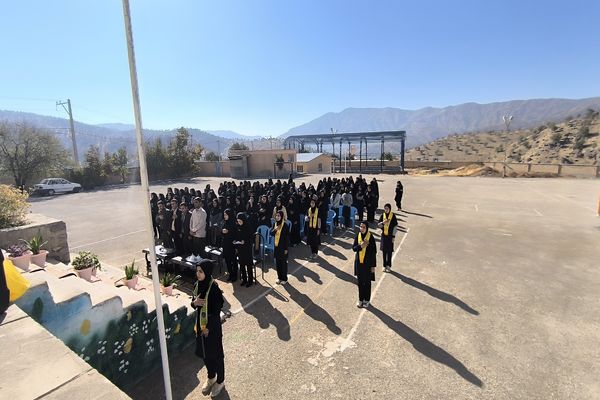 روز دانش‌آموز در آموزشگاه شبانه‌روزی امام حسین(ع) منطقه میانکوه