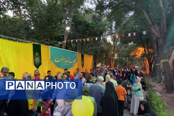 حال و هوای گذر فرهنگی چهارباغ در روز عید غدیر