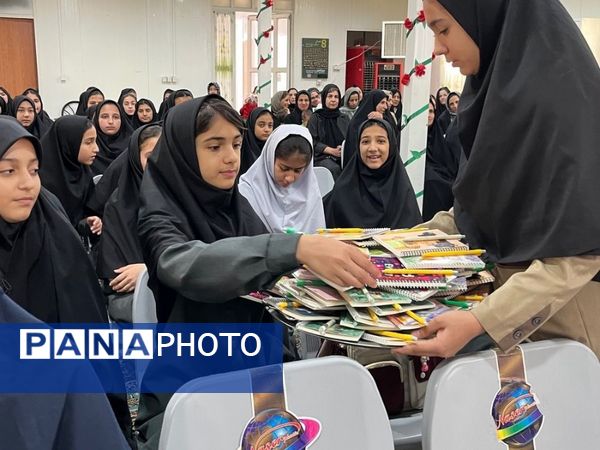 برگزاری مراسم به مناسبت جشن جوانه ها در دبیرستان شهید محمدی پور خلیل آباد 