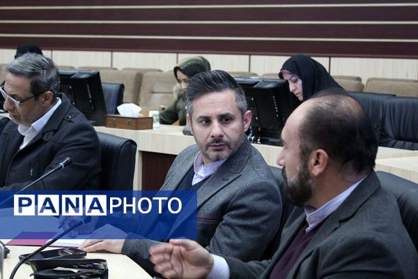 اولین جلسه قرارگاه اجتماعی استان البرز در سالن شهدای استانداری