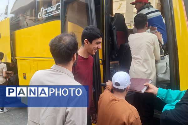 بزرگ مردان کوچک به سرزمین نور رهسپار شدند