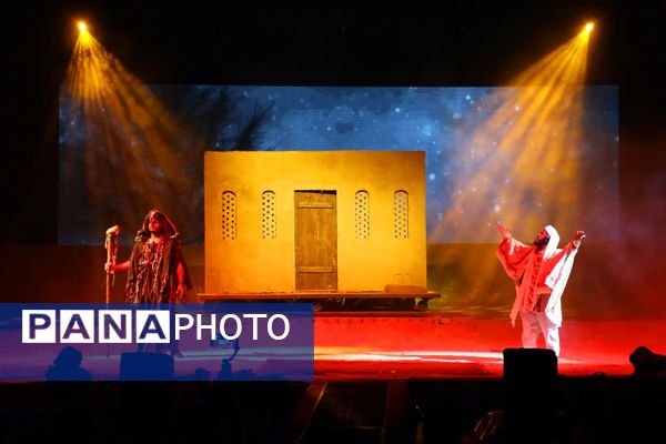 نمایش بزرگ بومی میدانی «سرزمین خورشید» در خراسان شمالی 