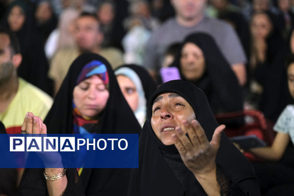 جشن آغاز امامت حضرت مهدی(عج) در مسجد جمکران