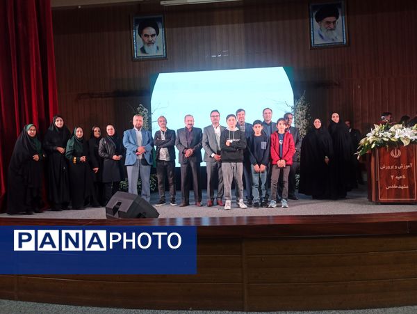 نشست طرح نماد در تالار تربیت ؛ گامی برای تقویت مراقبت اجتماعی دانش‌آموزان 