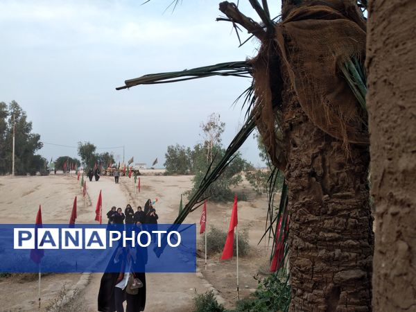 سفری در دل هشت‌ سال دفاع‌ مقدس