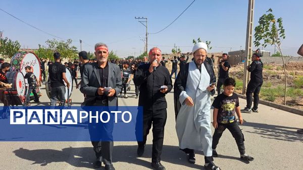 آیین عاشورای حسینی؛ مردم روستای ارغا در سوگ علمدار کربلاآیین عاشورای حسینی؛ مردم روستای ارغا در سوگ علمدار کربلا