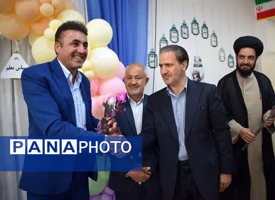 زنگ سپاس معلم در مدارس شهرستان بهاباد