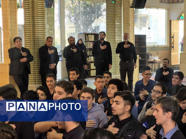 مدرسه شهید رجایی در عزای فاطمه(س) نوای سینه‌زنی سرداد