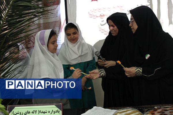 مراسم شهادت حضرت زهرا(س) و یادواره شهدا در دبستان شهیدان حجازی گلوگاه 