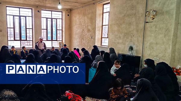 جلسات تفسیر قرآن در منازل مردم شهرستان مارگون
