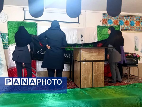 تشییع شهید گمنام در دبیرستان دخترانه شاهد قهرمان ایزدی ناحیه 3 شیراز