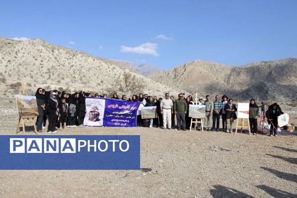 کارگاه آموزشی طراحی و نقاشی هنرستان فاطمه زهرا (س) در شهرستان گچساران