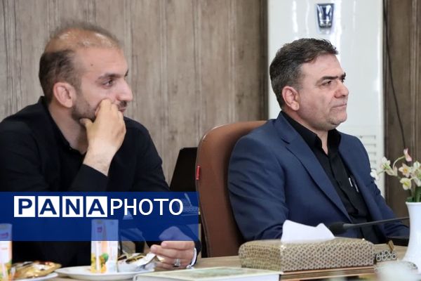 برگزاری مراسم بزرگداشت روز خبرنگار و تجلیل از خبرنگاران پانای ناحیه 5 استان اصفهان