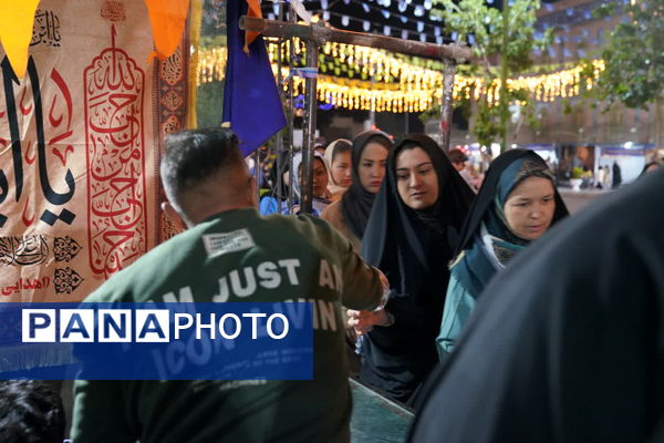 جشنی دهه کرامت در حرم زینبیه