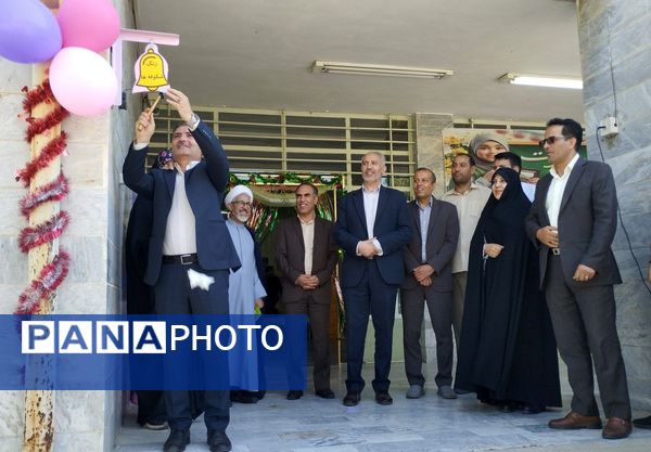 مراسم جشن شکوفه‌ها در ناحیه یک زنجان