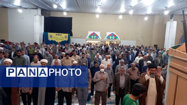 گرامیداشت هفته معلم در نماز جمعه با حضور مدیر آموزش و پرورش پیشوا