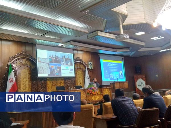 کارگاه سواد رسانه‌ای با محوریت مقابله با اخبار جعلی در تبریز