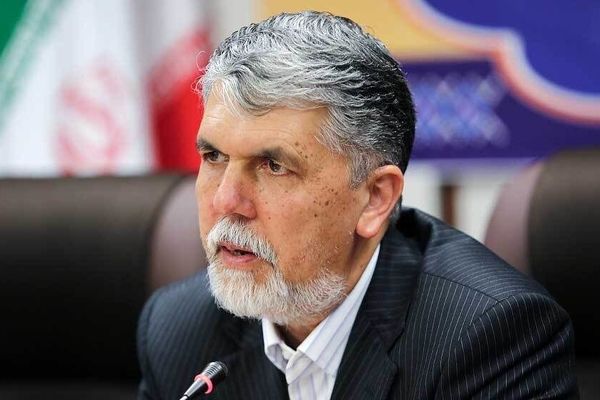 وزیر فرهنگ: فرشچیان یک هنرمند بیناتمدنی بود