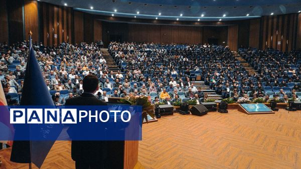 آیینه‌ تلاش کارمندان دانشگاه فردوسی مشهد(۲)
