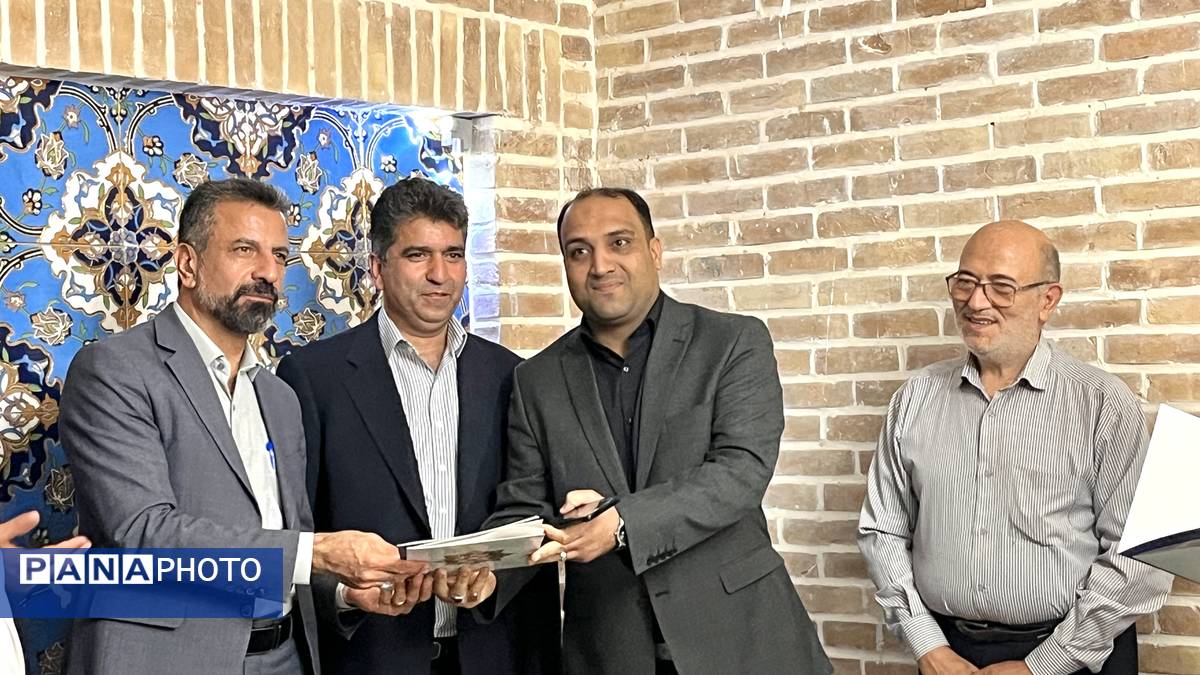 مراسم تجلیل از اصحاب رسانه در شهرستان اشکذر 