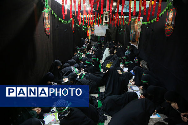 عزاداری کودکان هیات «زیر گنبد طلا» برای دختر سه ساله امام حسین(ع)