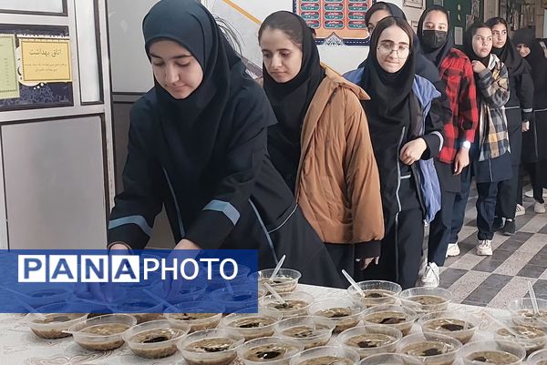 برپایی موکب شهادت حضرت زهرا(س) در دبیرستان شهید محمدتقی دستغیب ناحیه ۳ 