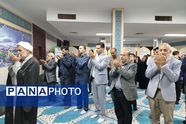 مراسم افطاری فرماندهان بسیج دانش‌آموزی و فرهنگیان در آموزش و پرورش ناحیه دو شهرری 