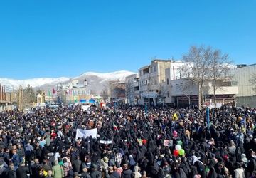 طنین صدای استقلال و  آزادی در خیابان های الشتر در راهپیمایی ۲۲ بهمن