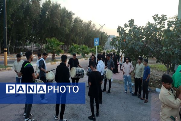 حرکت خودجوش نوجوانان بوموسی به‌مناسبت تشییع و خاکسپاری نمادین شهید نصرالله