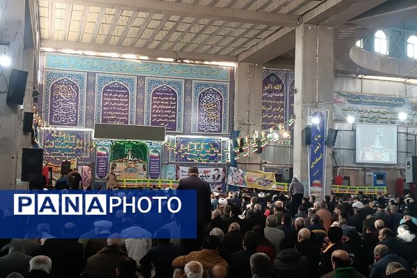 نماز عبادی و سیاسی جمعه در اولین روز از دهه فجر در نیشابور 