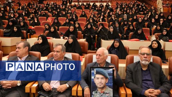 گرامیداشت مقام شهید گمنام 