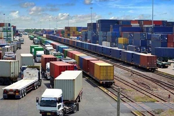 جابه‌جایی ۳۴۵ میلیون تُن کالا در ۷ ماهه سال ۱۴۰۴ در شبکه راه‌های کشور