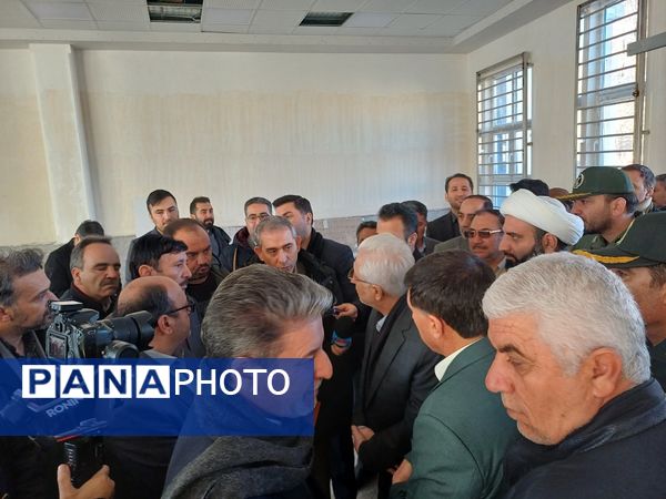 بازدید استاندار از مخزن آب در حال احداث هزار مترمکعبی شوقان 