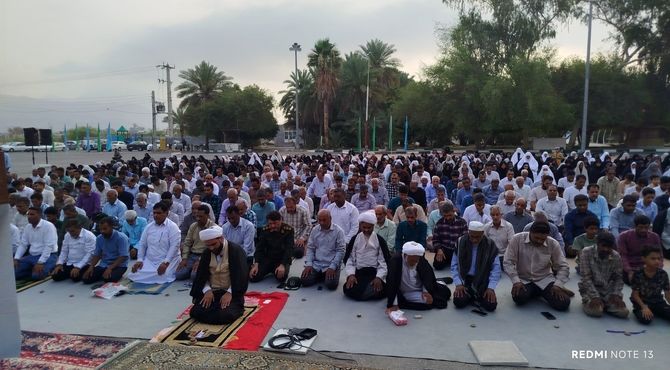 نماز عید قربان در رودان اقامه شد