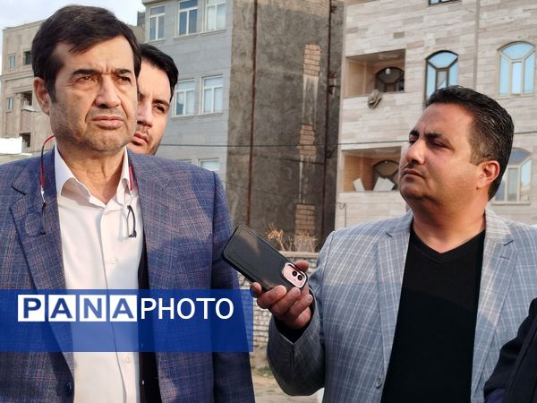  وزیر ورزش و جوانان کشور از تعدادی از پروژه های عمرانی ورزشی  کاشمر بازدید کرد 