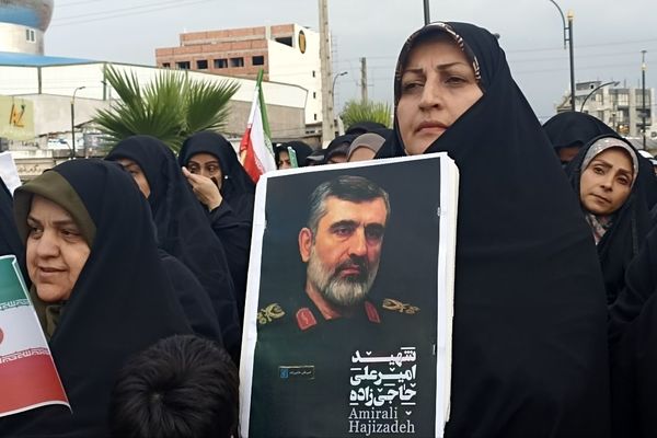  خداوند ریشه خائنان را بخشکاند
