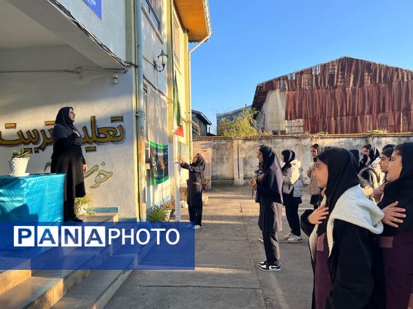 صبحگاه تشکیلاتی در مدرسه شبخ فضل الله نوری کومله