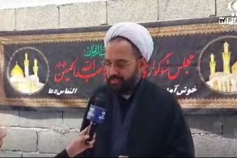 گفتمان عاشورایی در موکب هیئت فاطمیون شهرضا با حضور اساتید حوزه و دانشگاه 