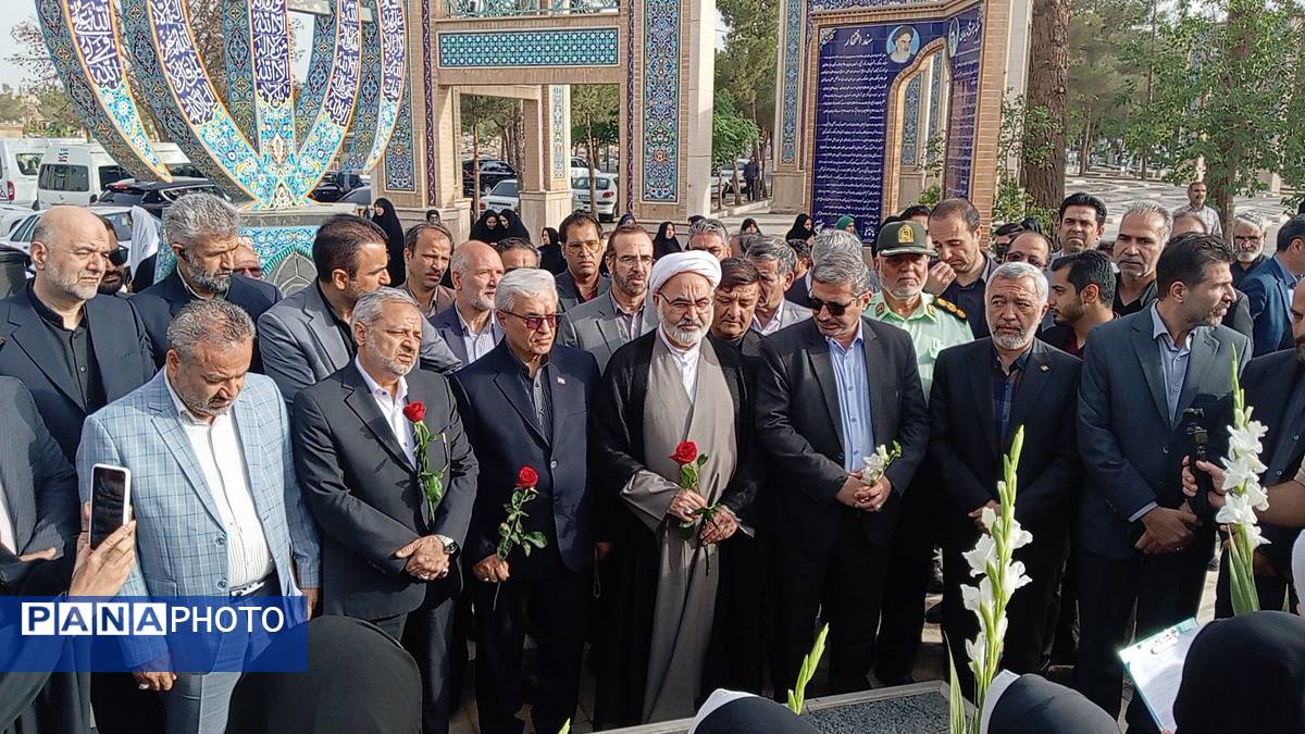وزیر آموزش و پرورش به سبزوار سفر کرد