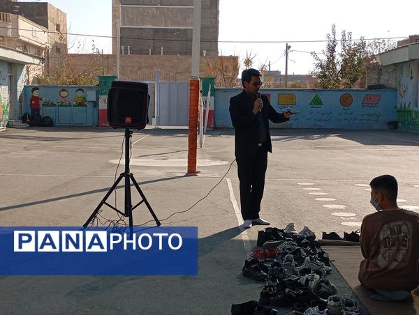 اقامه نماز باران در مدرسه فضیلت