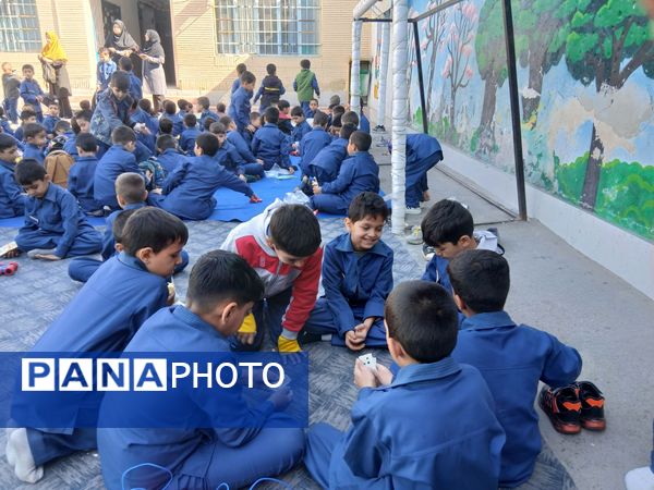 اردوی درون مدرسه‌ای به‌مناسبت روز جهانی کودک 