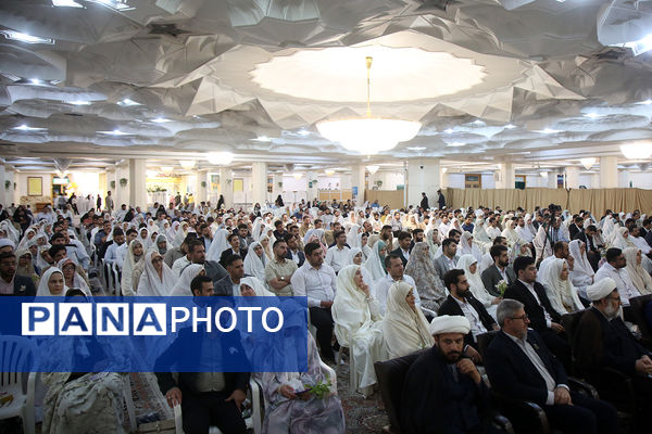 جشن ازدواج ۳۲۵ زوج جوان در حرم حضرت معصومه (س)