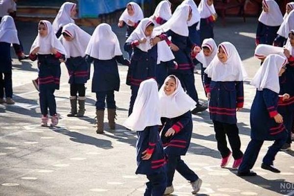 مدیران به عنوان کنشگران اصلی مدرسه ایفای نقش می‌کنند