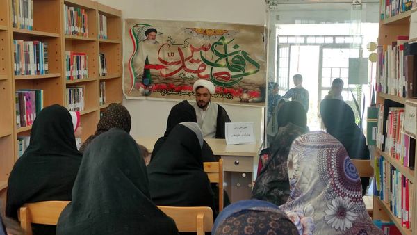 برگزاری نشست و مسابقات فرهنگی در کتابخانه عمومی عارف بجنوردی 