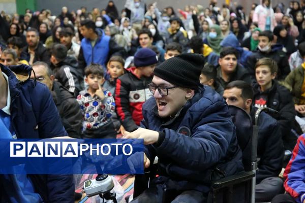  جشن ولادت به‌مناسبت روز زن در شهرستان اسدآباد