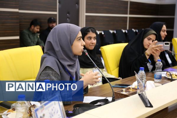 نشست قطب ۵ دوازدهمین دوره مجلس دانش‌آموزی به میزبانی استان آذربایجان شرقی