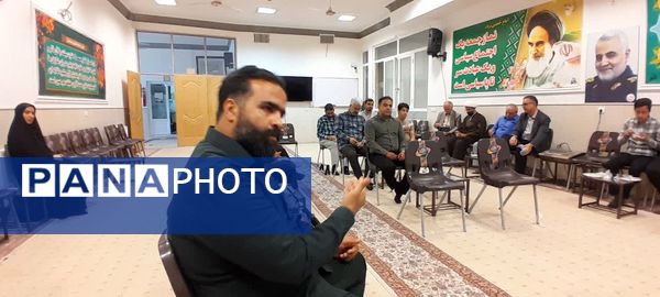 نشست تخصصی امام جمعه شهرستان کاشمر با فعالان عرصه رسانه و ارتباطات